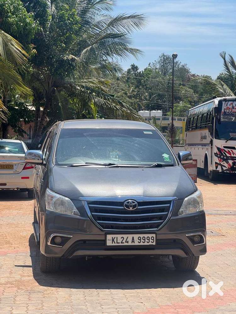 Toyota Innova 2010 Diesel Well Maintained