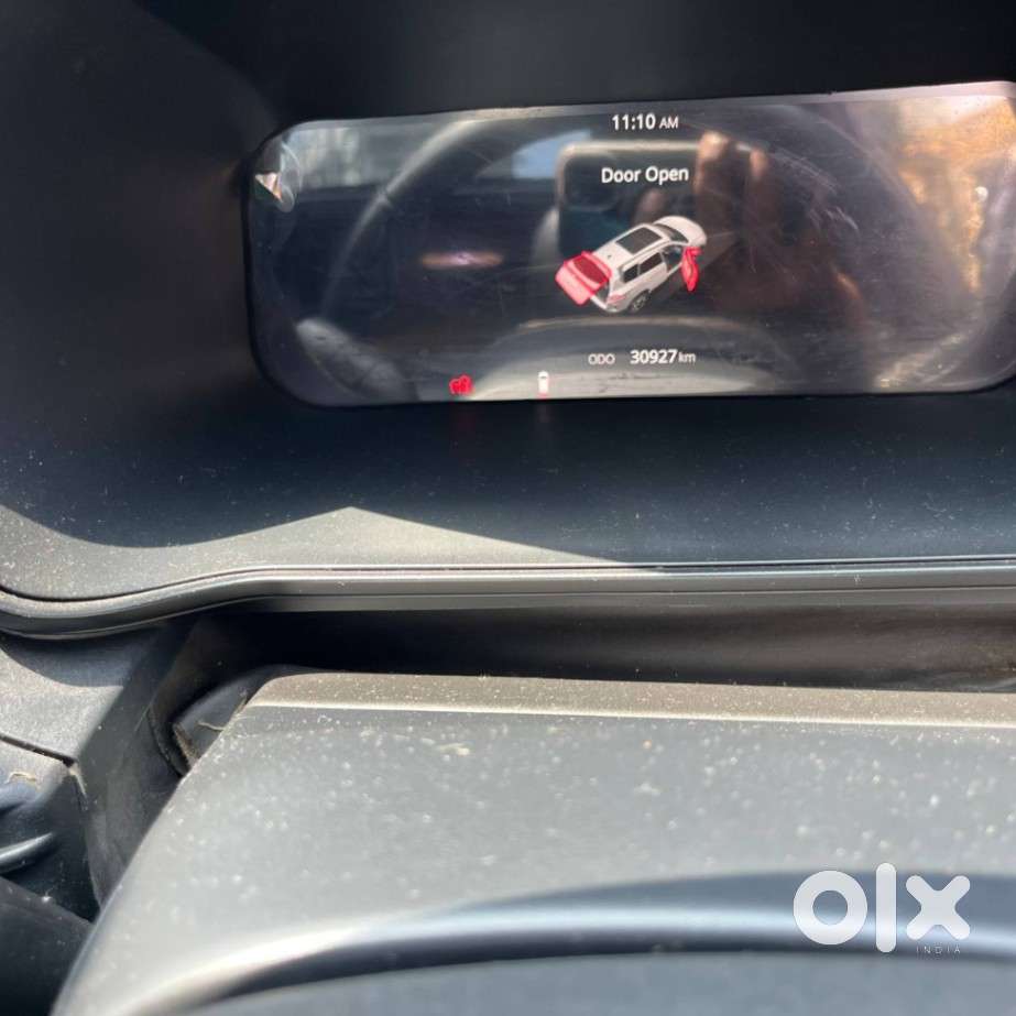 Tata Safari Pure Plus S Dark Edition At, 2024, Diesel