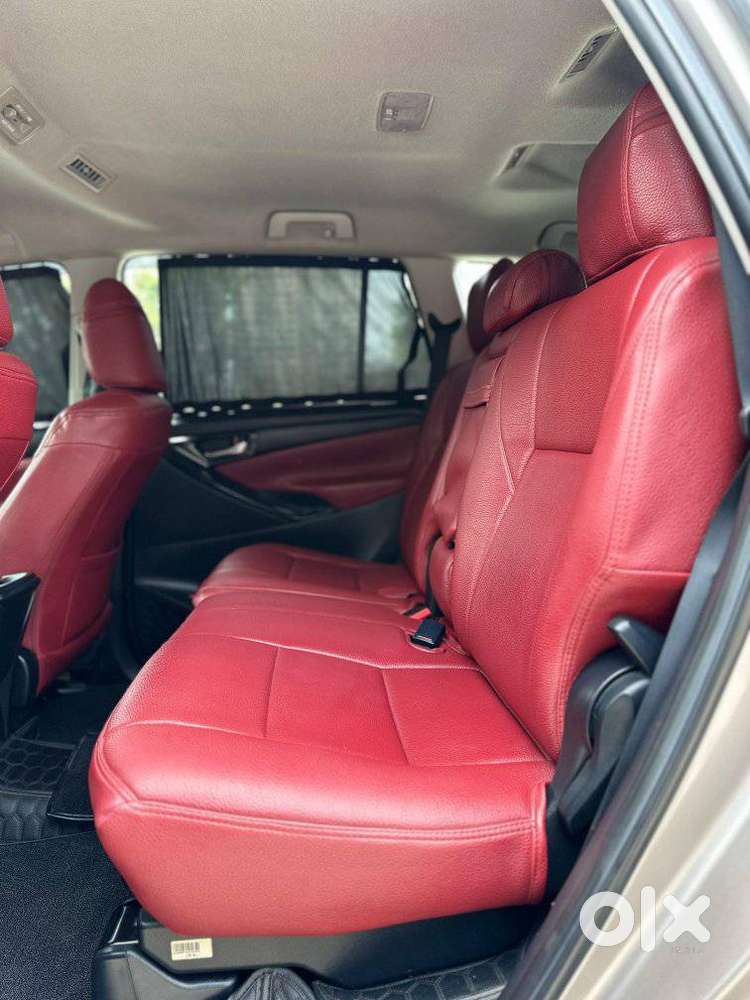 Toyota Innova Crysta 2.8 Gx At 8s, 2019, Diesel