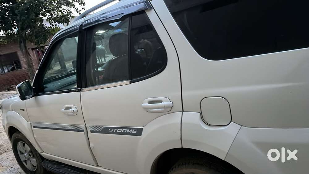 Tata Safari Storme 2018 Diesel Good Condition