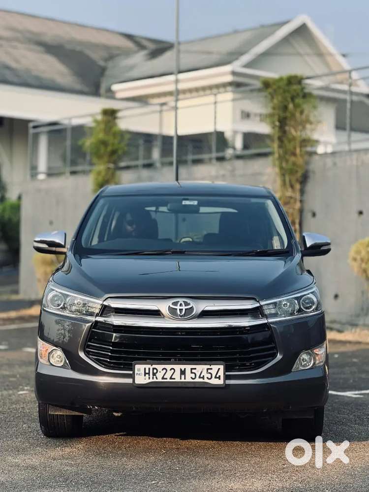 Toyota Innova Crysta 2.8 Zx At 2016  Kl Ready  Good Condition