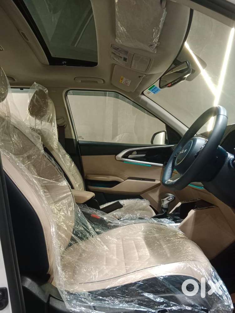 Kia Carens 1.5 Luxury Plus Turbo 7 Str, 2024, Petrol