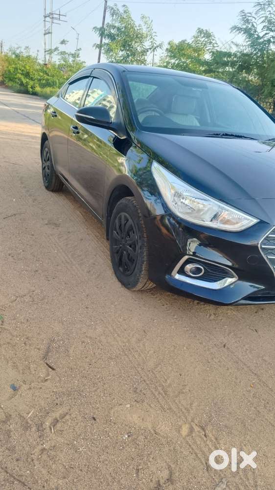 Hyundai Verna 1.4 Vtvt Ex, 2019, Petrol