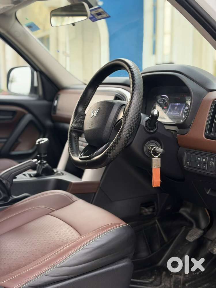 Mahindra Scorpio N Z2 Petrol Mt 6 Str, 2024, Petrol
