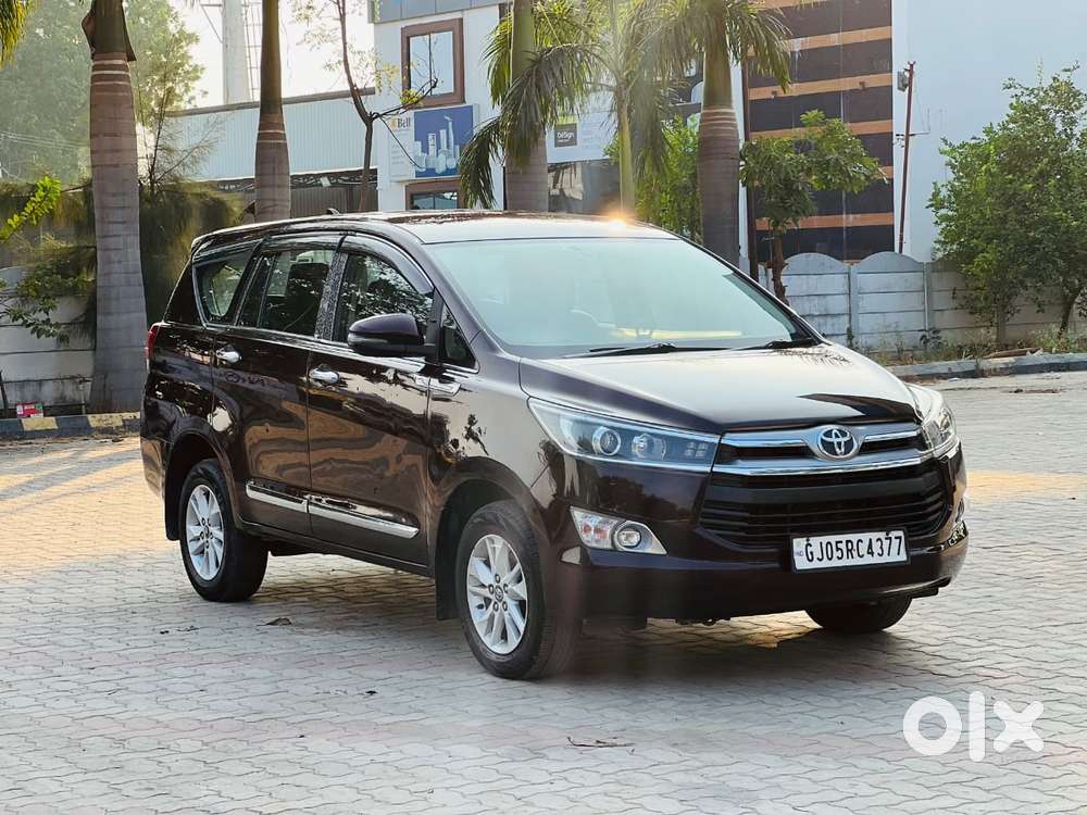 Toyota Innova Crysta 2.4 V 7 Str, 2017, Diesel