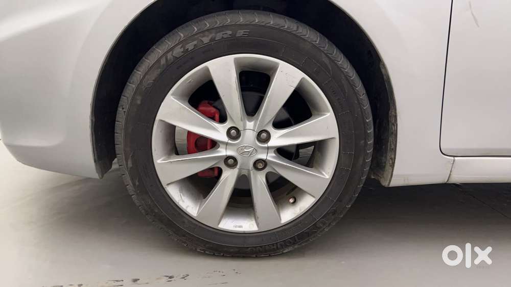 Hyundai Verna 1.6 Vtvt Sx, 2013, Petrol