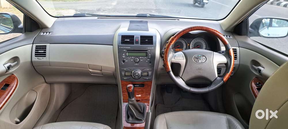 Toyota Corolla Altis 2010-2013 1.8 Sport, 2009, Petrol