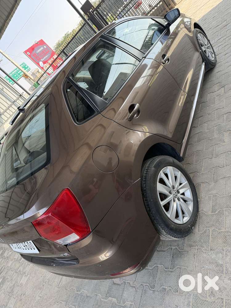 Volkswagen Ameo 1.5 Tdi Highline Plus At, 2016, Diesel