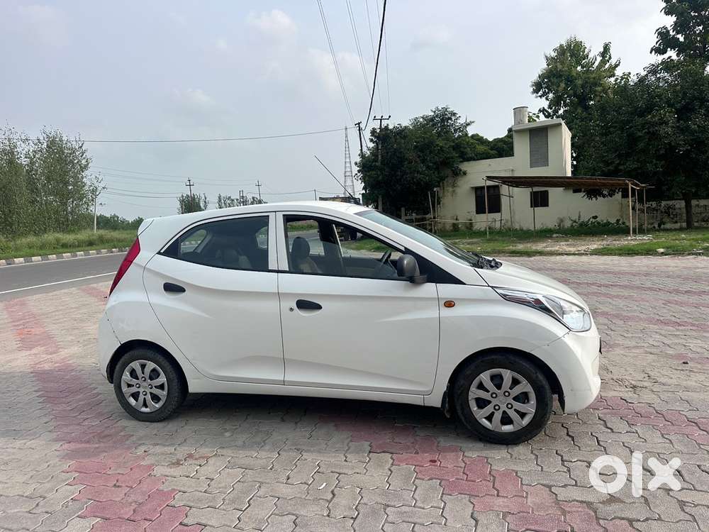 Hyundai Eon Magna 2016