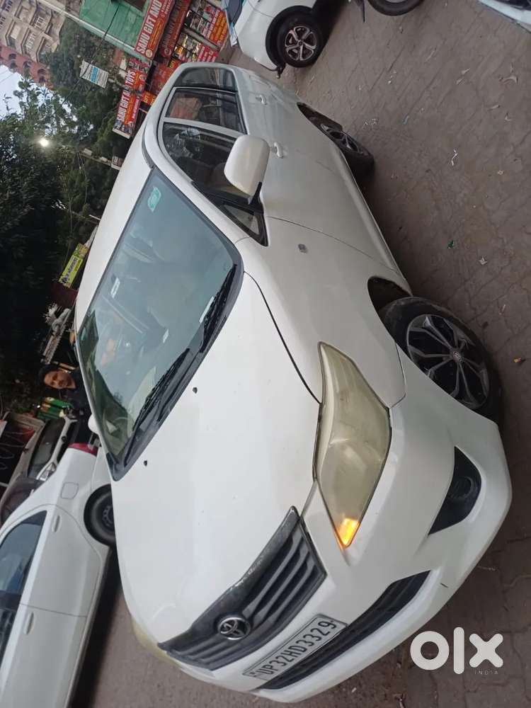 Toyota Innova 2.5 G (diesel) 7 Seater Bs Iv, 2016, Diesel