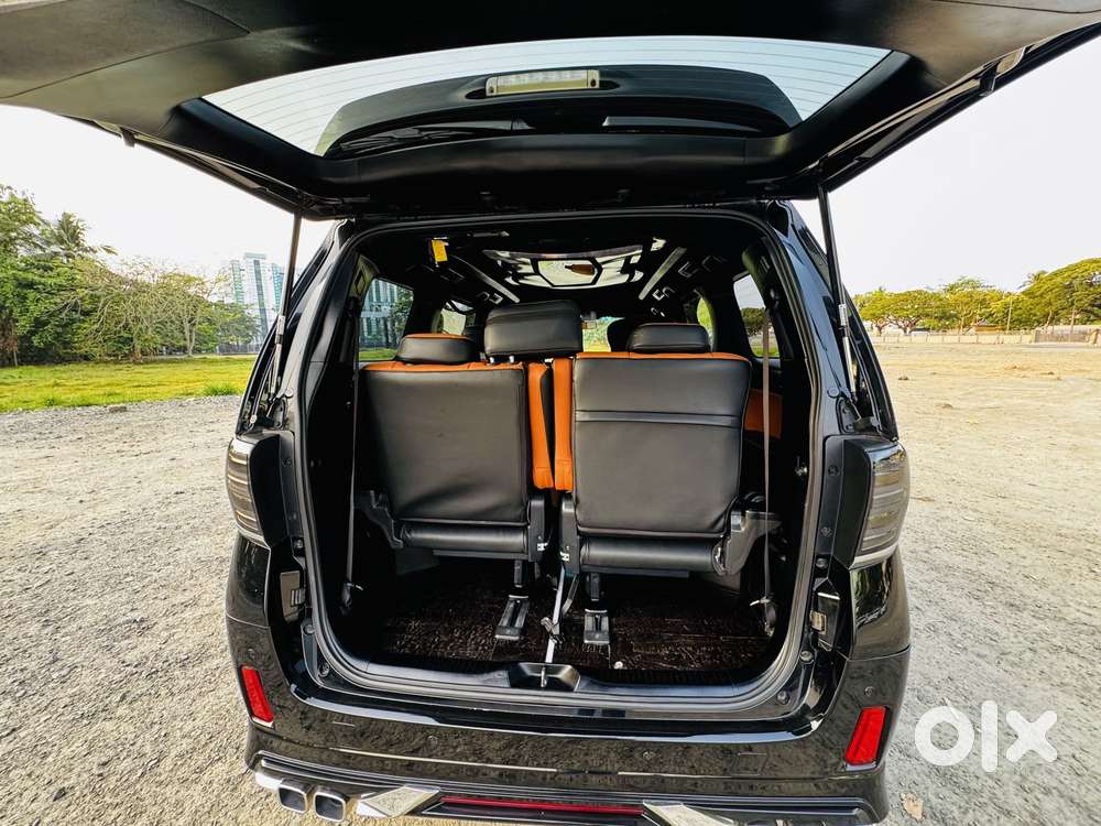 Toyota Alphard 3.0 V6, 2010, Petrol