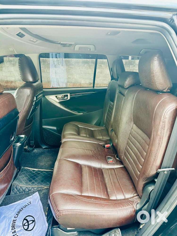 Toyota Innova Crysta 2020 V Manual
