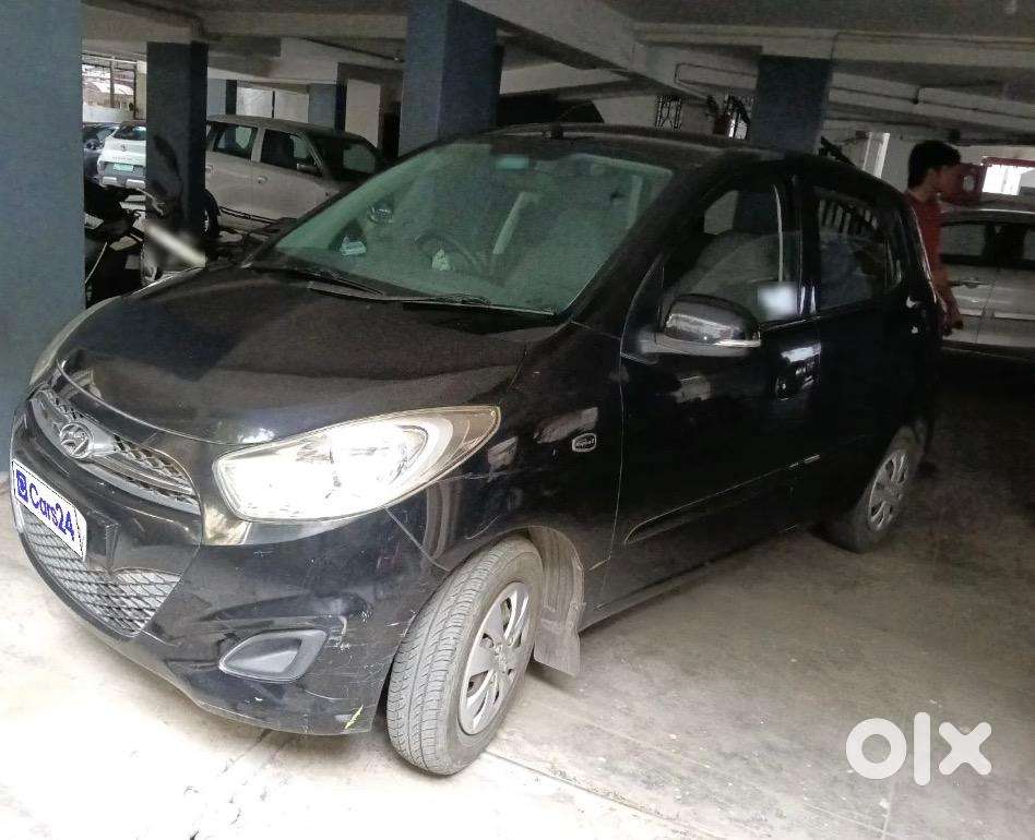 Hyundai Automatic I10 2011 Petrol 33000 Km Driven