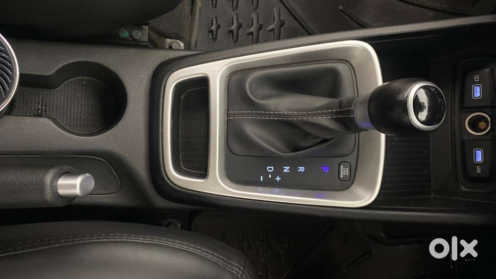 Hyundai Venue Sx Plus Turbo Dct, 2021, Petrol