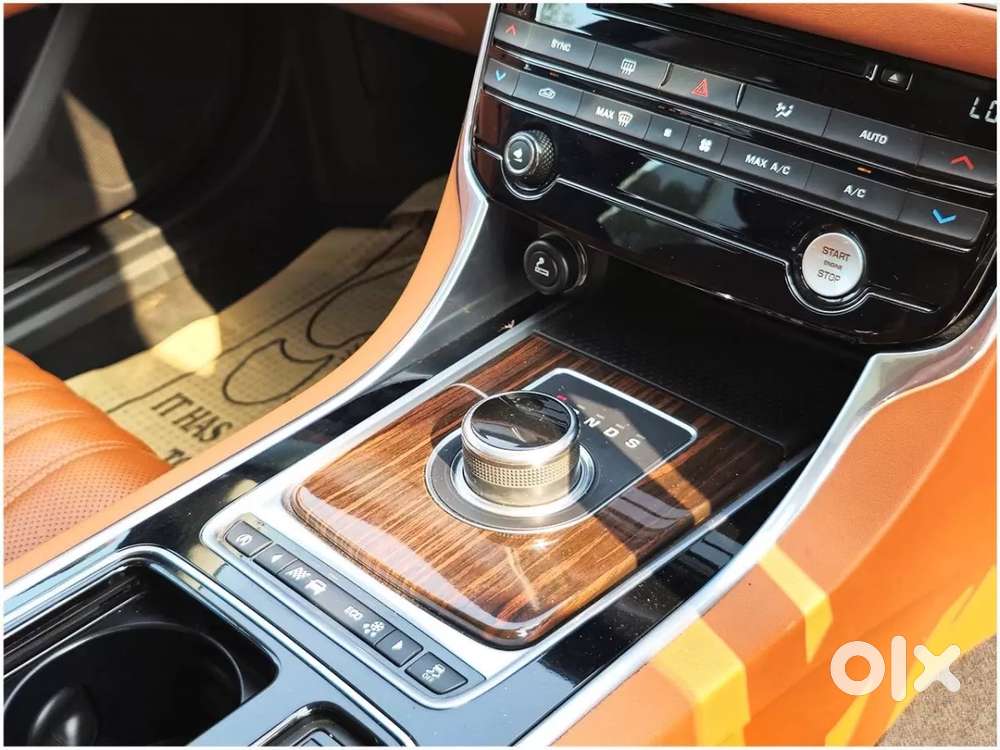 Jaguar Xf, 2018, Petrol