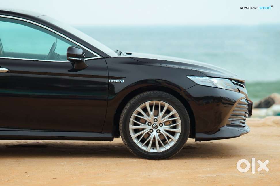 Toyota Camry, 2019, Petrol