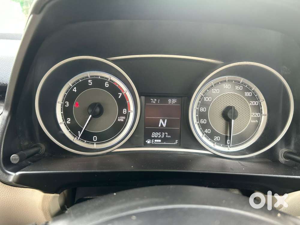 Maruti Suzuki Dzire 1.2 Vxi Amt, 2022, Petrol