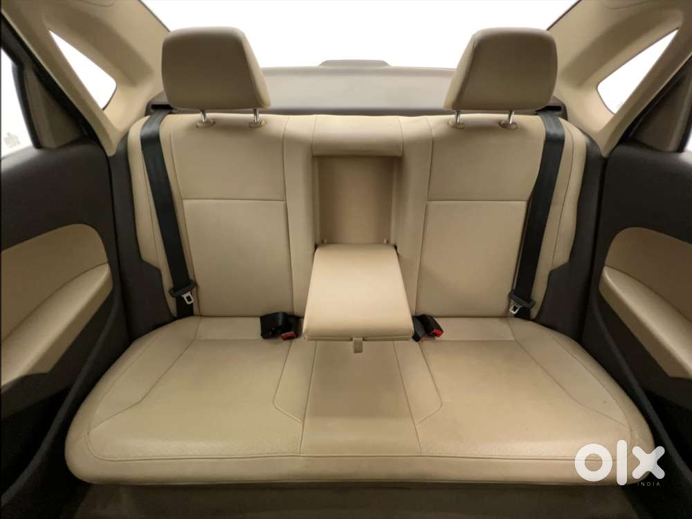 Volkswagen Vento 2010-2013 Petrol Highline, 2016, Petrol