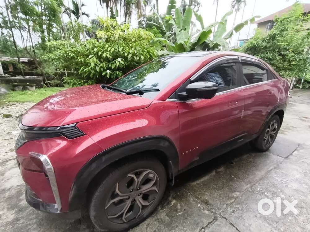 Tata Curvv Creative Plus S Petrol 2025 First-owner