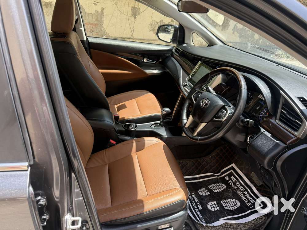 Toyota Innova Crysta 2.8z Automatic, 2021, Diesel