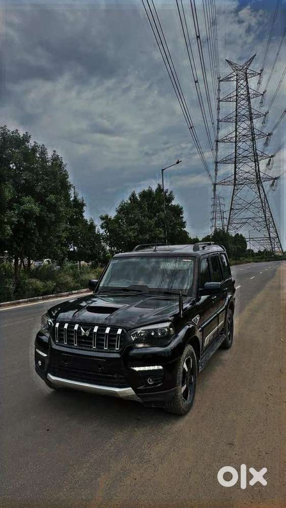 Mahindra Scorpio Classic 2023