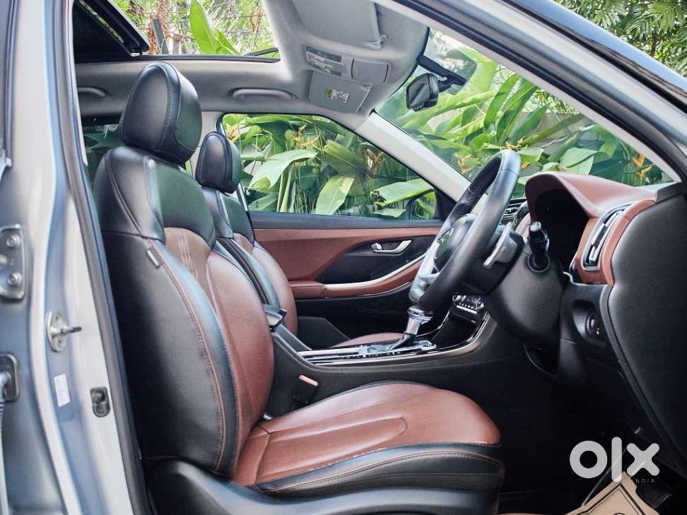 Hyundai Alcazar 2.0 Signature (o) Petrol At 6 Str, 2022, Petrol