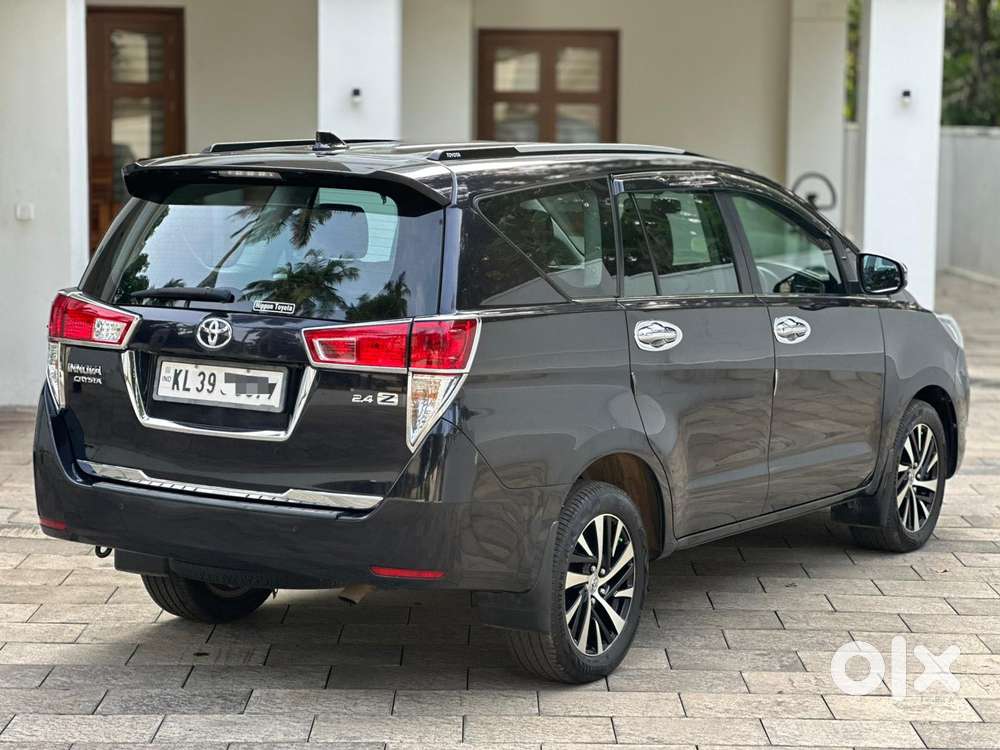 Toyota Innova Crysta 2.4 Z 7 Str, 2022, Diesel