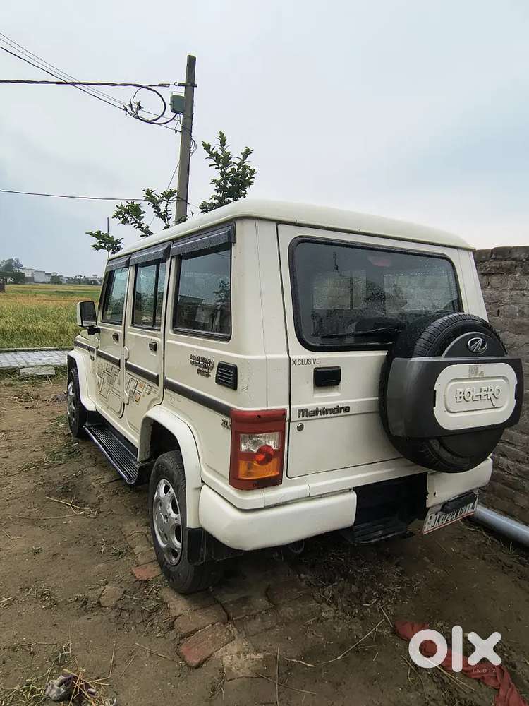 Mahindra Bolero Zlx Top Variant September 2017 Diesel Well Maintained