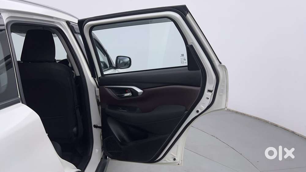 Maruti Suzuki Grand Vitara 1.5 Delta Smart Hybrid, 2024, Petrol