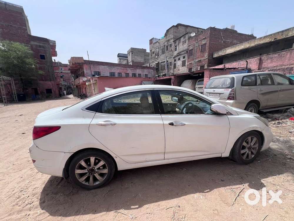 Hyundai 2012 Diesel Manual Year