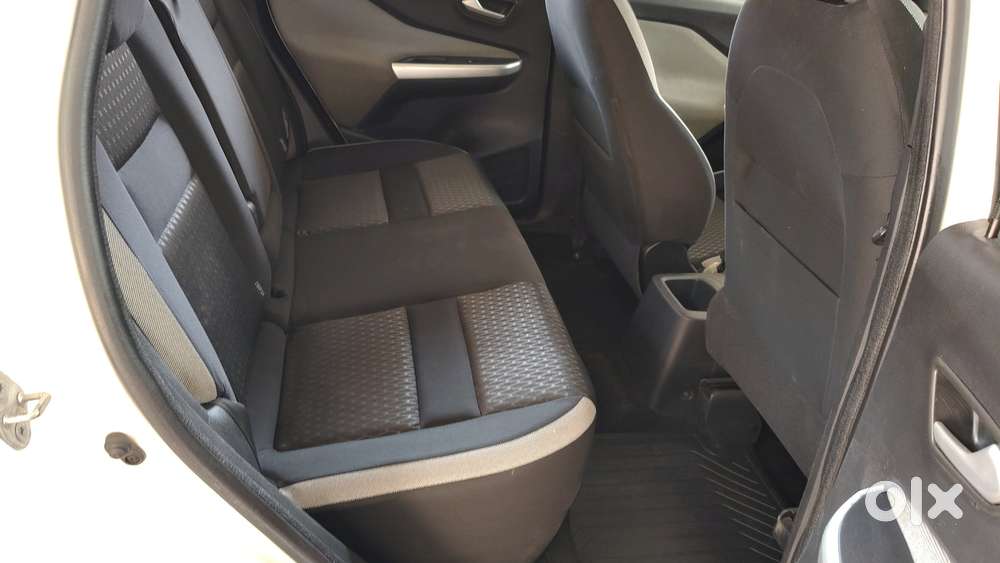 Nissan Magnite Xv Turbo, 2021, Petrol