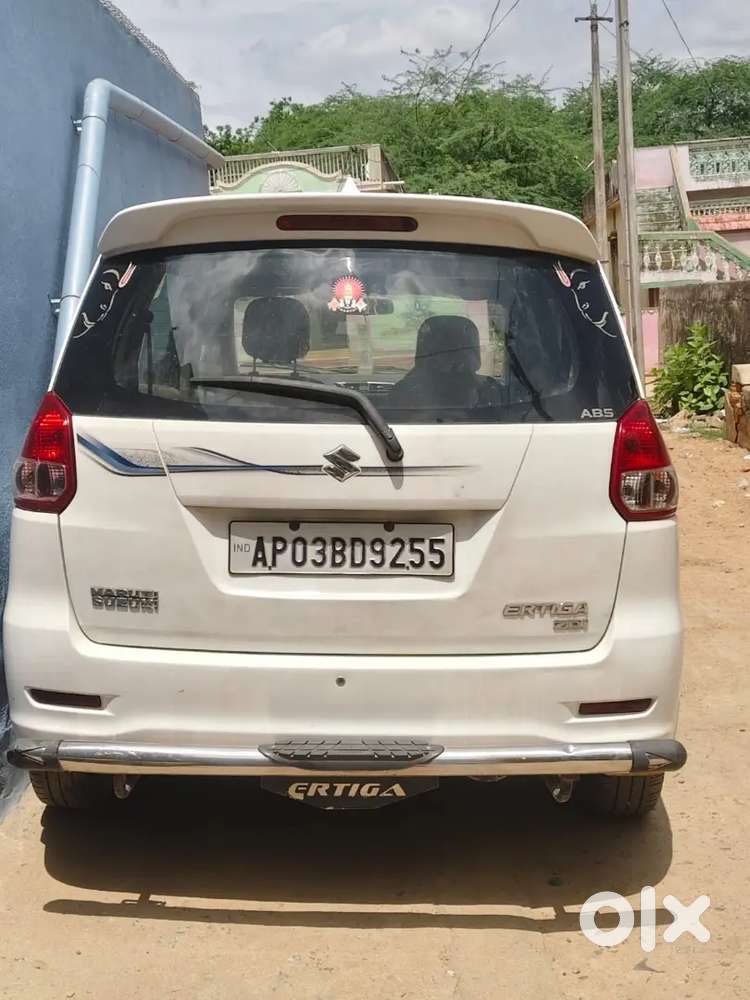 Maruti Suzuki Ertiga Vdi 2013