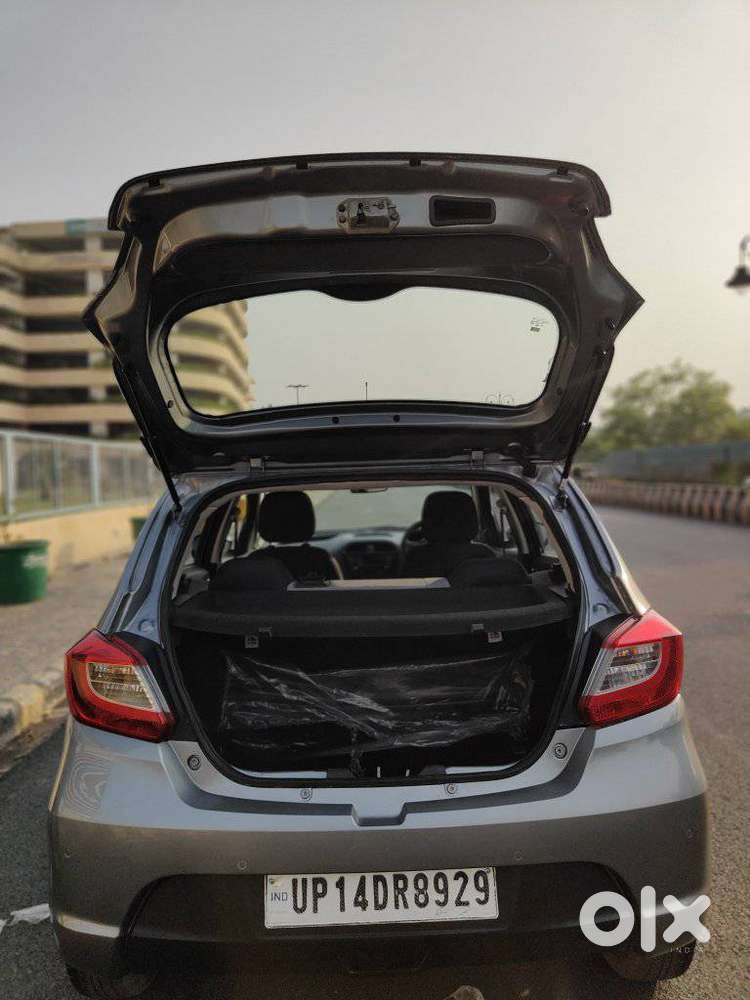 Tata Tiago 1.2 Revotron Xta, 2018, Petrol