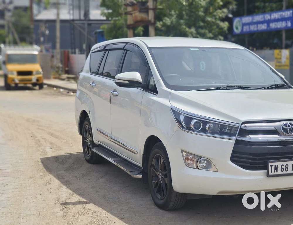 Toyota Innova Crysta 2.4 V, 2017, Diesel