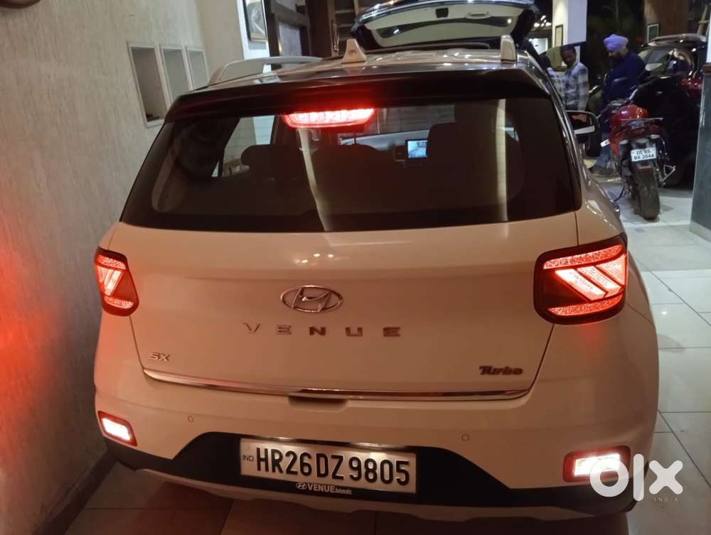 Hyundai Venue Sx Plus Turbo Dct, 2019, Petrol