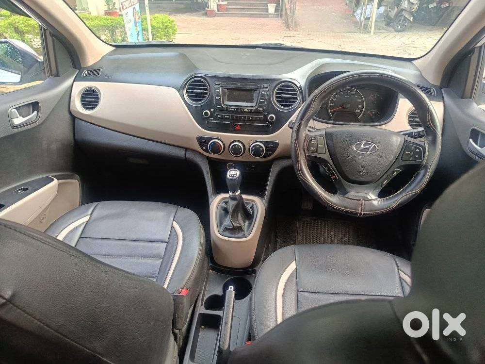 Hyundai Grand I10 Sportz, 2016, Petrol