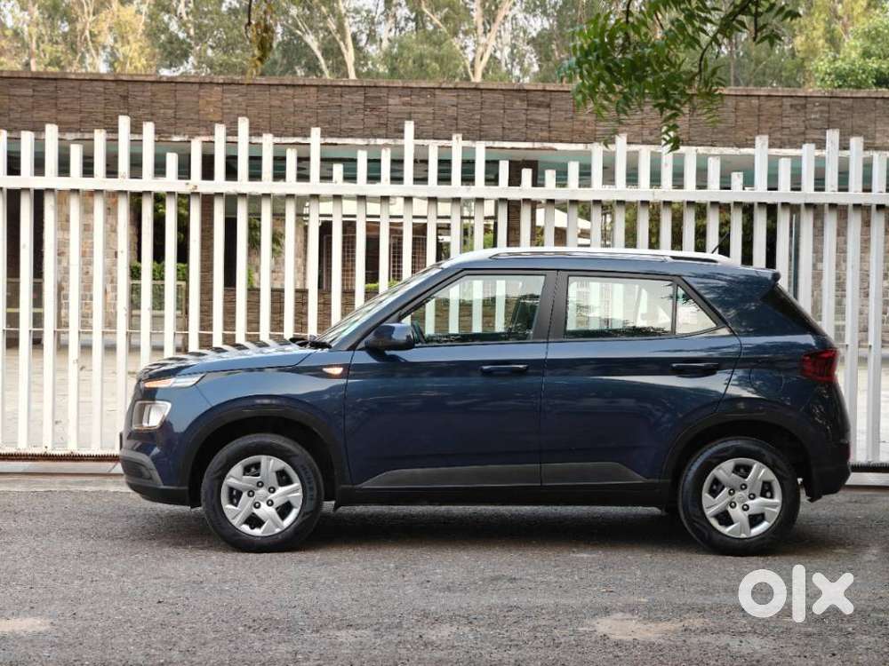 Hyundai Venue S 1.2 Petrol, 2021, Petrol
