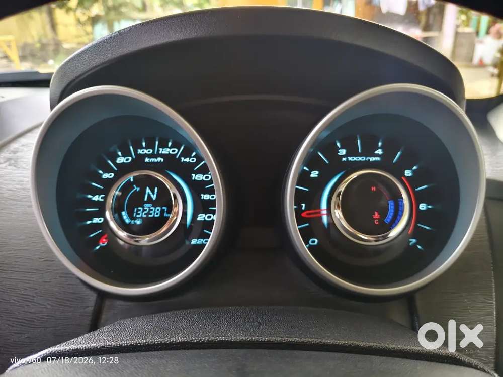 Mahindra Xuv500 2.2 W10 2019