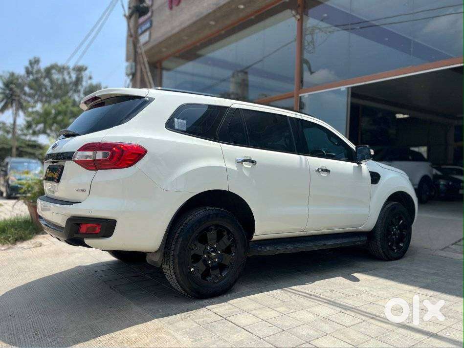 Ford Endeavour Titanium Plus 4x4, 2020, Diesel
