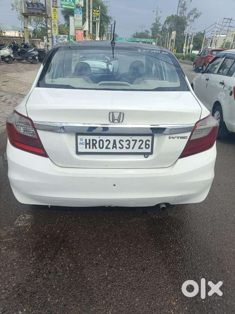 Honda Amaze 2016