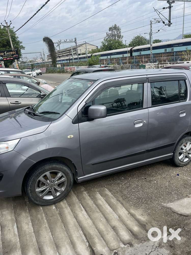 Maruti Suzuki Stingray Vxi, 2016, Petrol