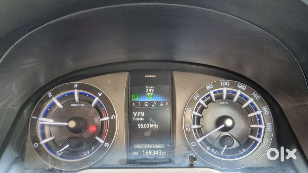 Toyota Innova Crysta 2.8z Automatic, 2016, Diesel