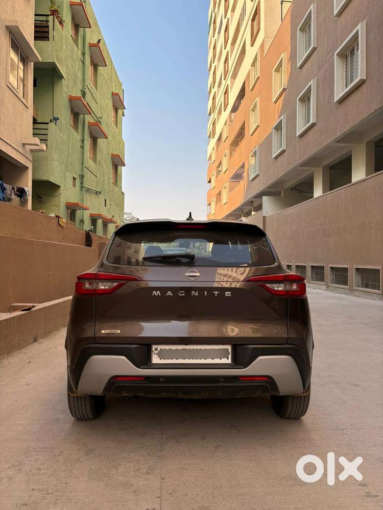 Nissan Magnite Xv Premium Turbo Mt