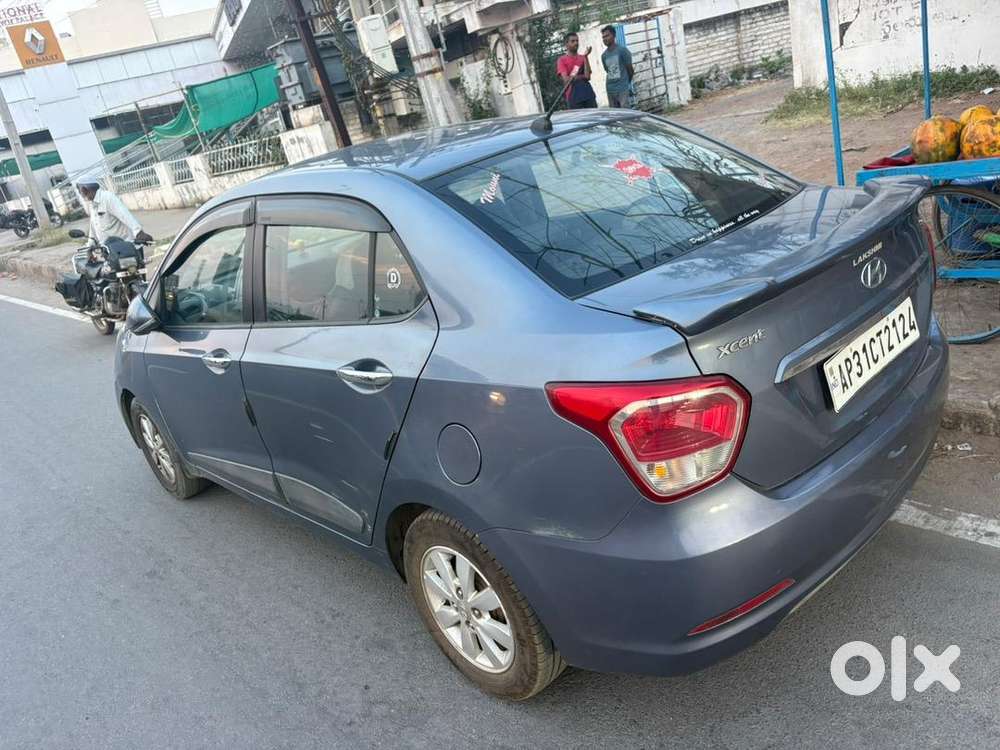 Hyundai Xcent 2015 Diesel Well Maintained