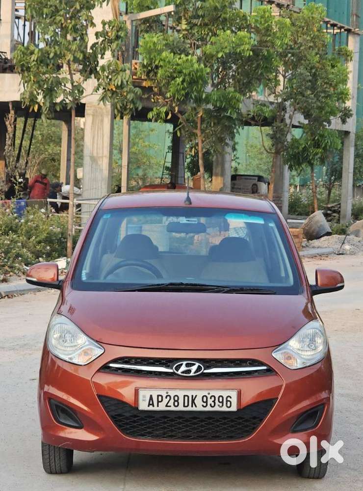 Hyundai I10 Sportz At, 2011, Petrol