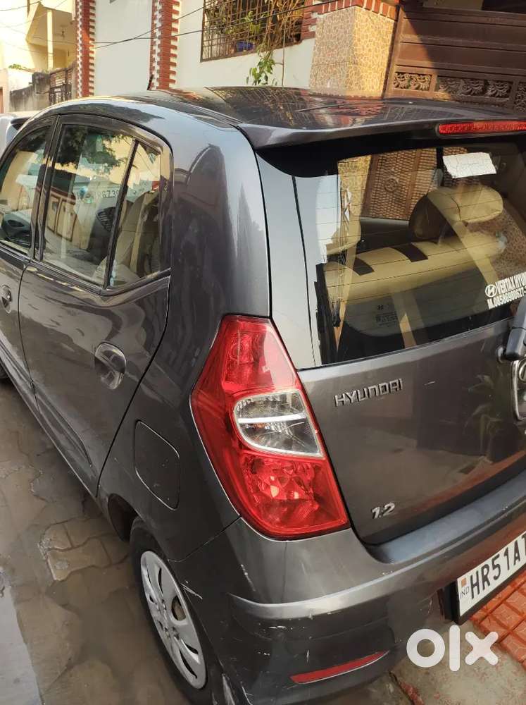 Car Is Good Condition One Hand Car Diven, Sailing Purpus Parking Issue