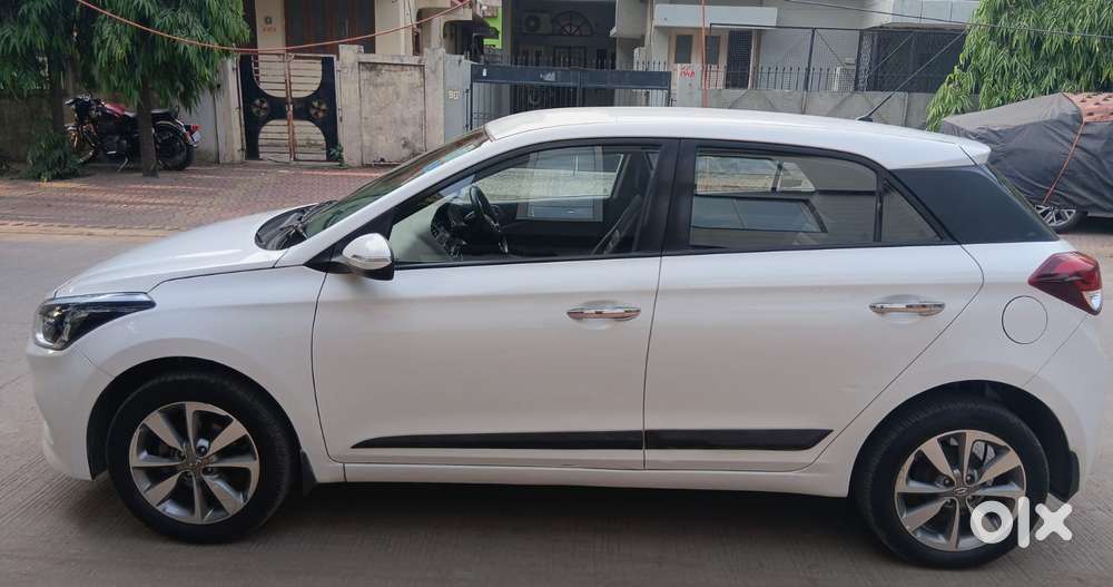 Hyundai Elite I20 Sportz (o) 1.2, 2015, Petrol