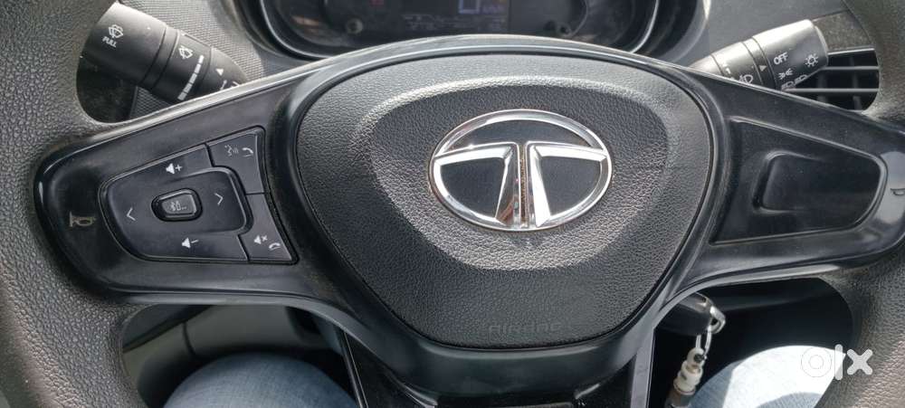 Tata Tiago 1.05 Revotorq Xt, 2021, Petrol