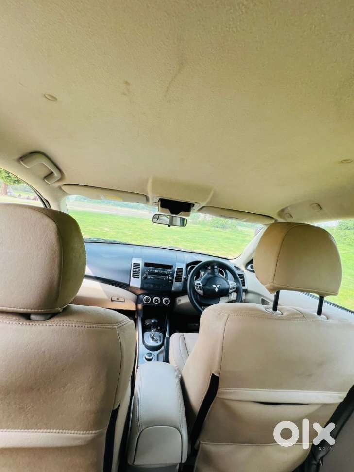 Mitsubishi Outlander 2.4 Mivec, 2009, Petrol