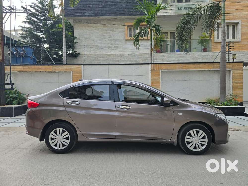 Honda City V At I-vtec, 2016, Petrol